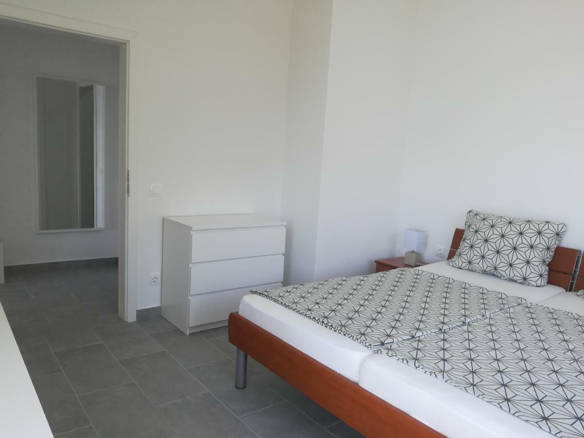 Villa Adagio Apartments ซูมาร์ติน ภายนอก รูปภาพ